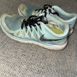 Nike Women's Teal and Black Sneakers